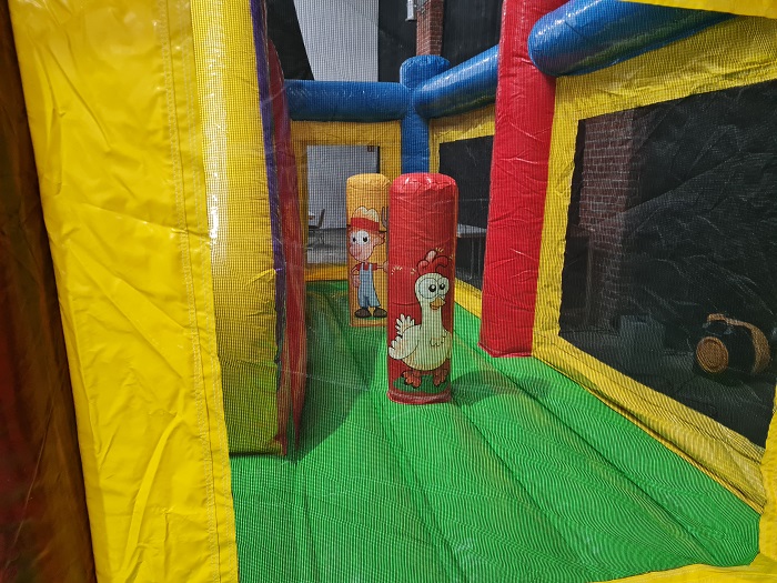  Hüpfburg 6x6,5 m, Multiplay Farmer 