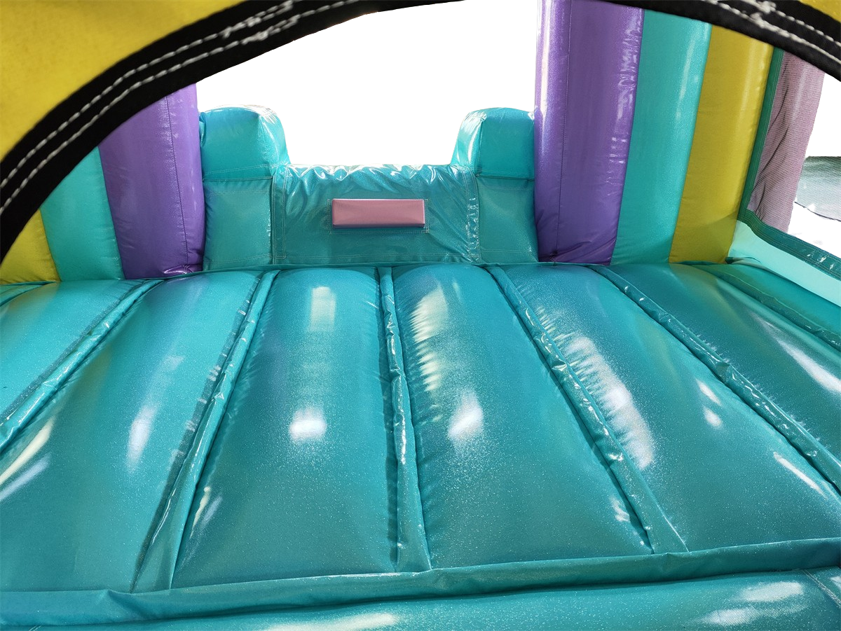 Hüpfburg - 3x3 m - Regenbogen - mit Rutsche