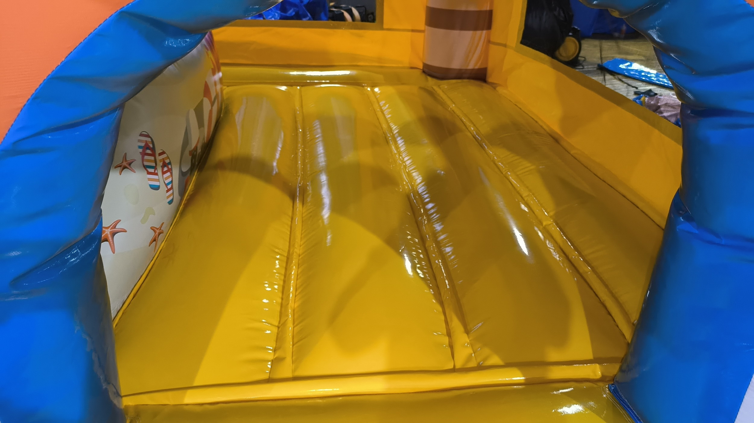 Hüpfburg 4,6x3,5 m - Multiplay Leuchtturm - gebraucht