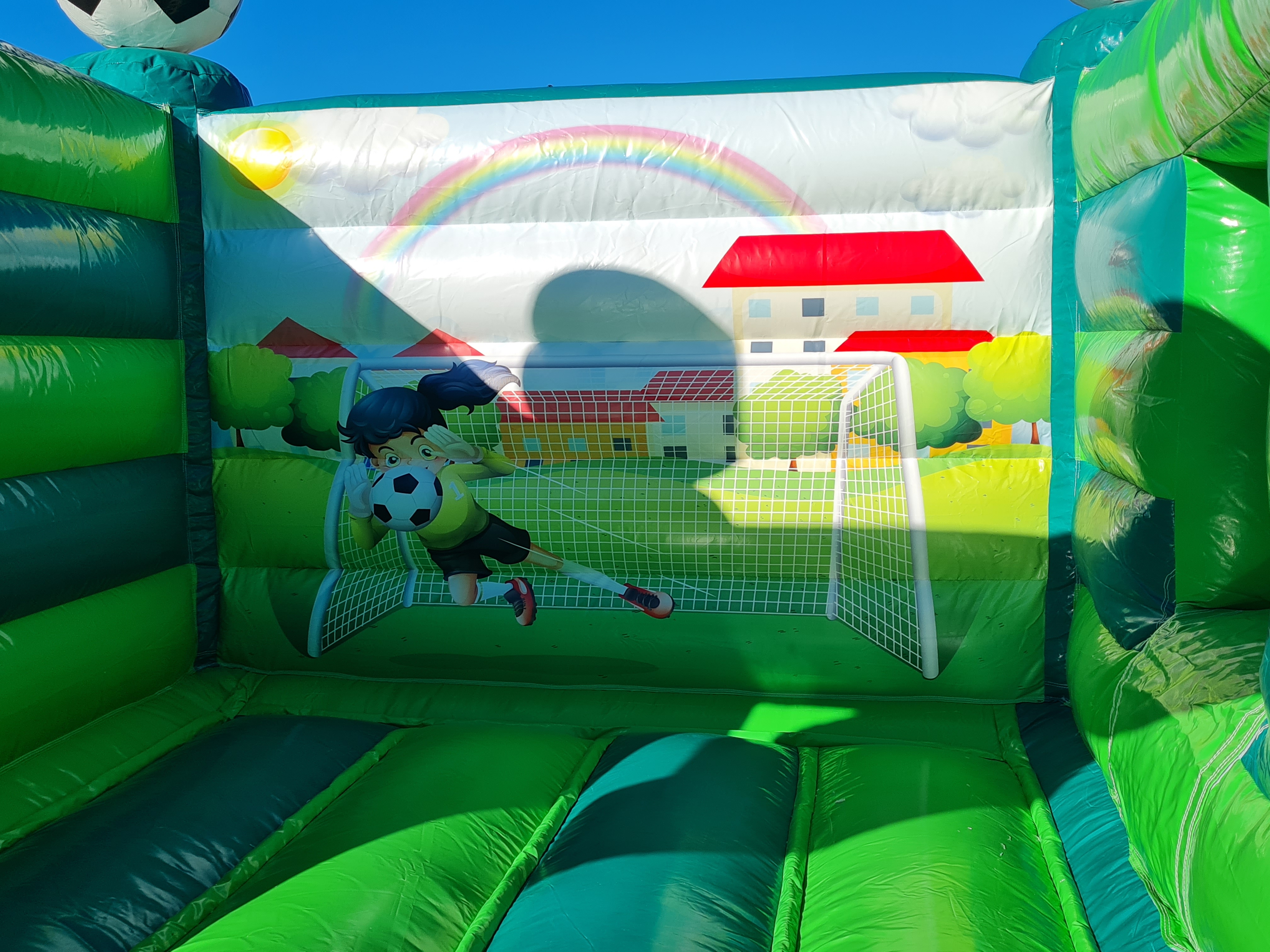 Hüpfburg 4,2x4 m - Fußball mit Rutsche