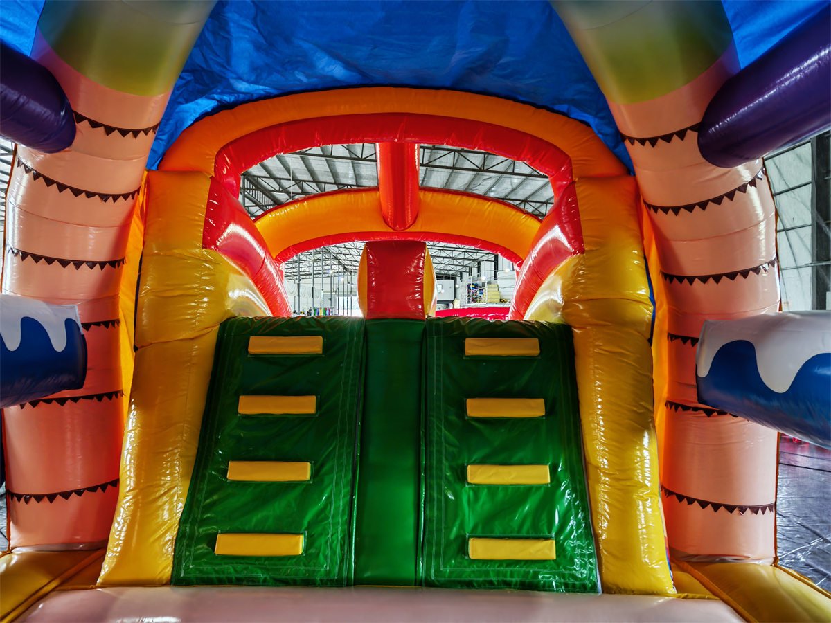 Hüpfburg 5,5x8,4 - Multiplay Beach