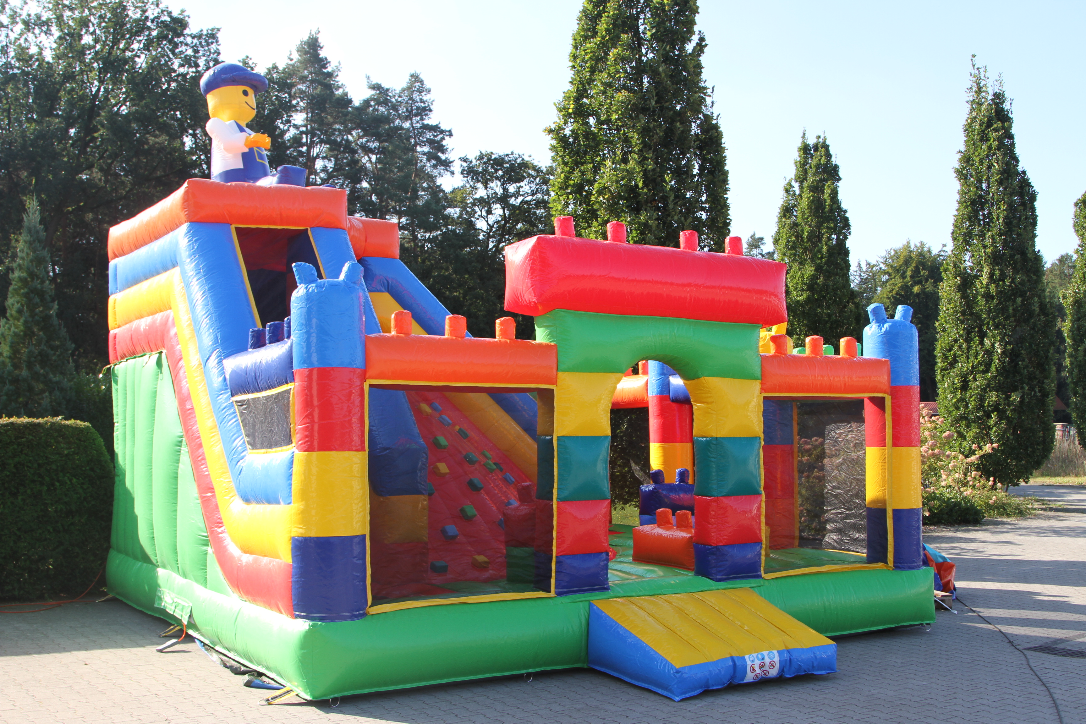 Hüpfburg 6,4x5,9 m - Funland Blocks