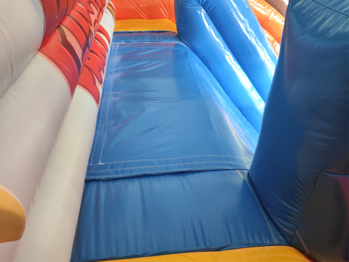 Rutsche - 6,6x6 m - Pirat 