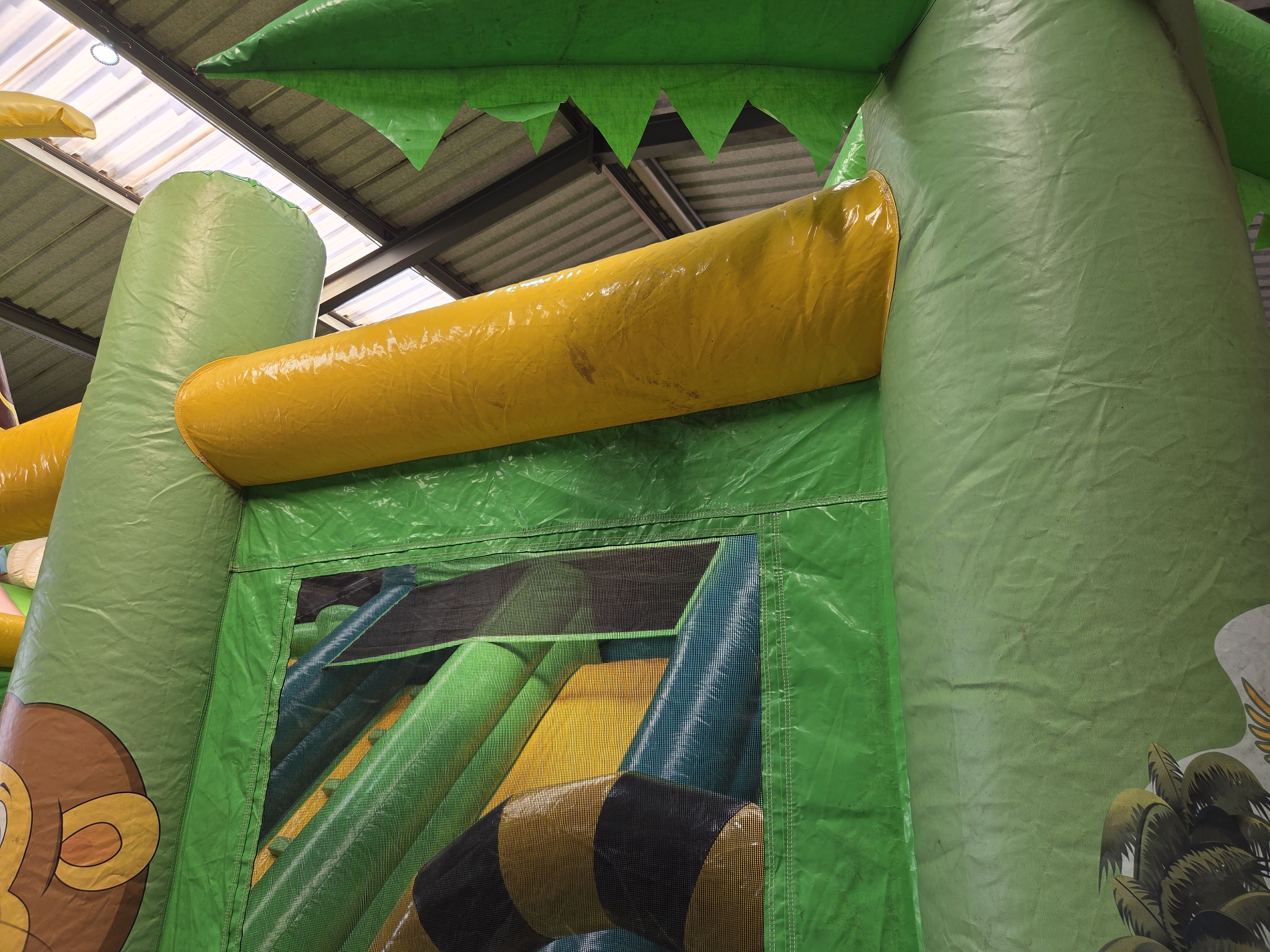 Hüpfburg 6x6,5 m - Jungle Multiplay - Gebrauchte Ausführung