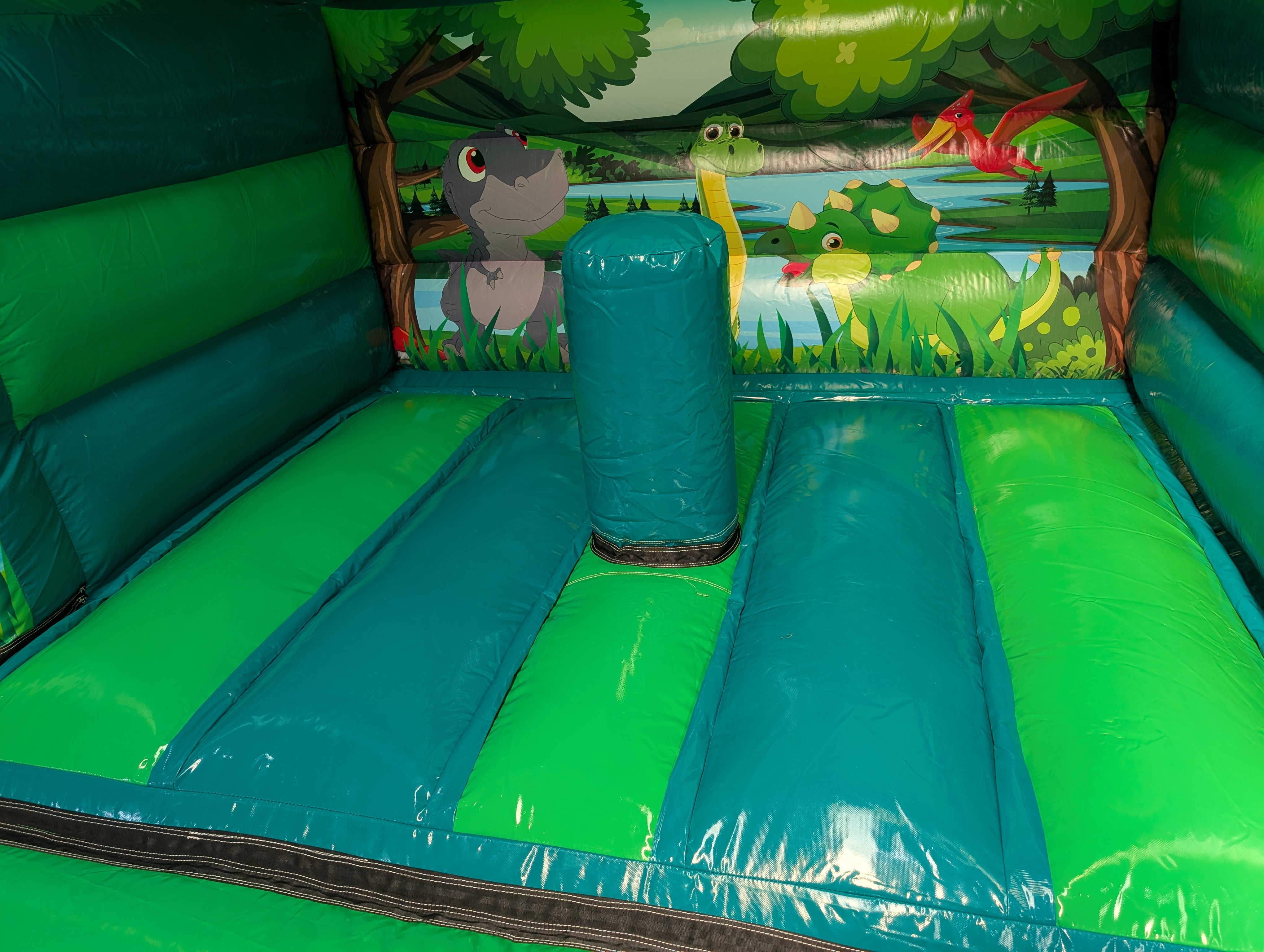 Hüpfburg - Dino mit Hindernis - 3x3 m 