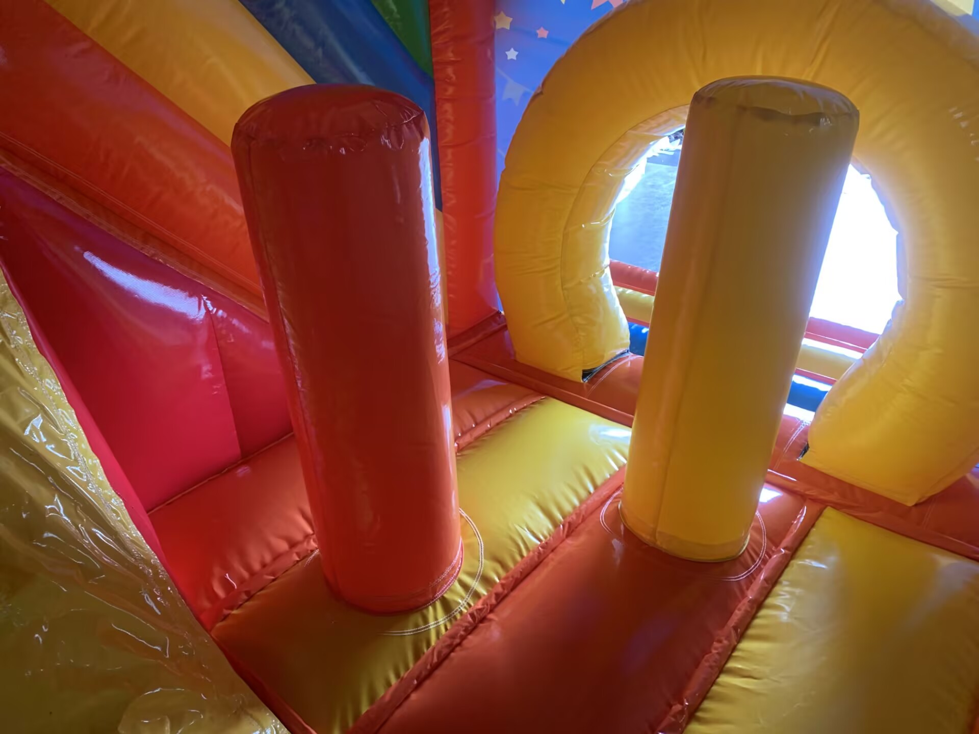 Hüpfburg 4,2x4 m - Mini Multiplay Zirkus